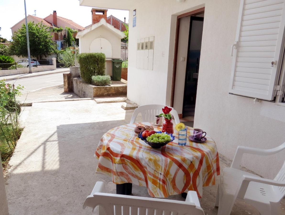 Apartment Jadro Supetar Exterior photo